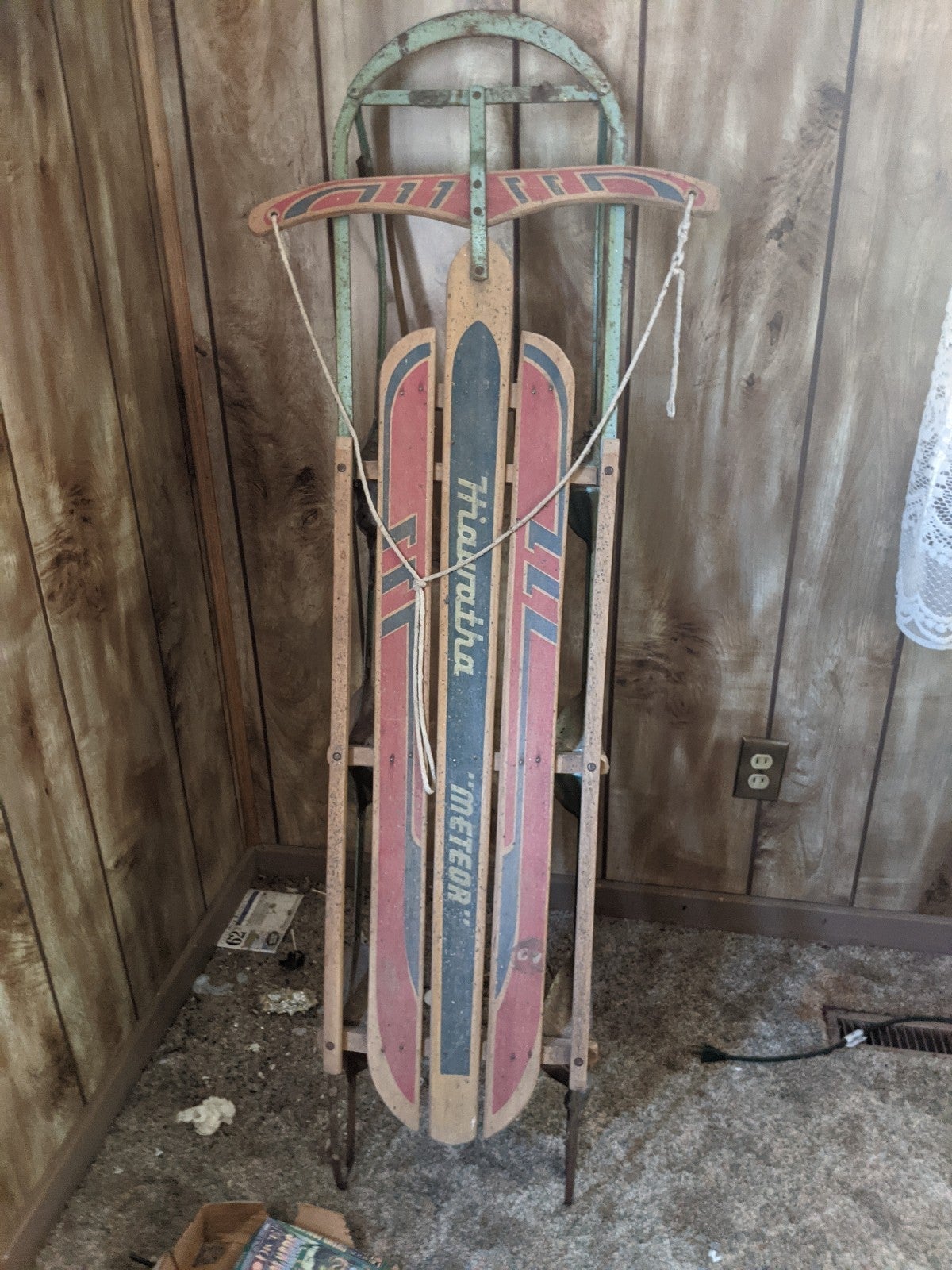 Vintage Hiawatha Meteor Sled