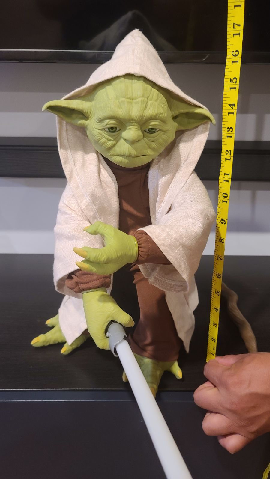 SOLD. Star wars Legendary YODA