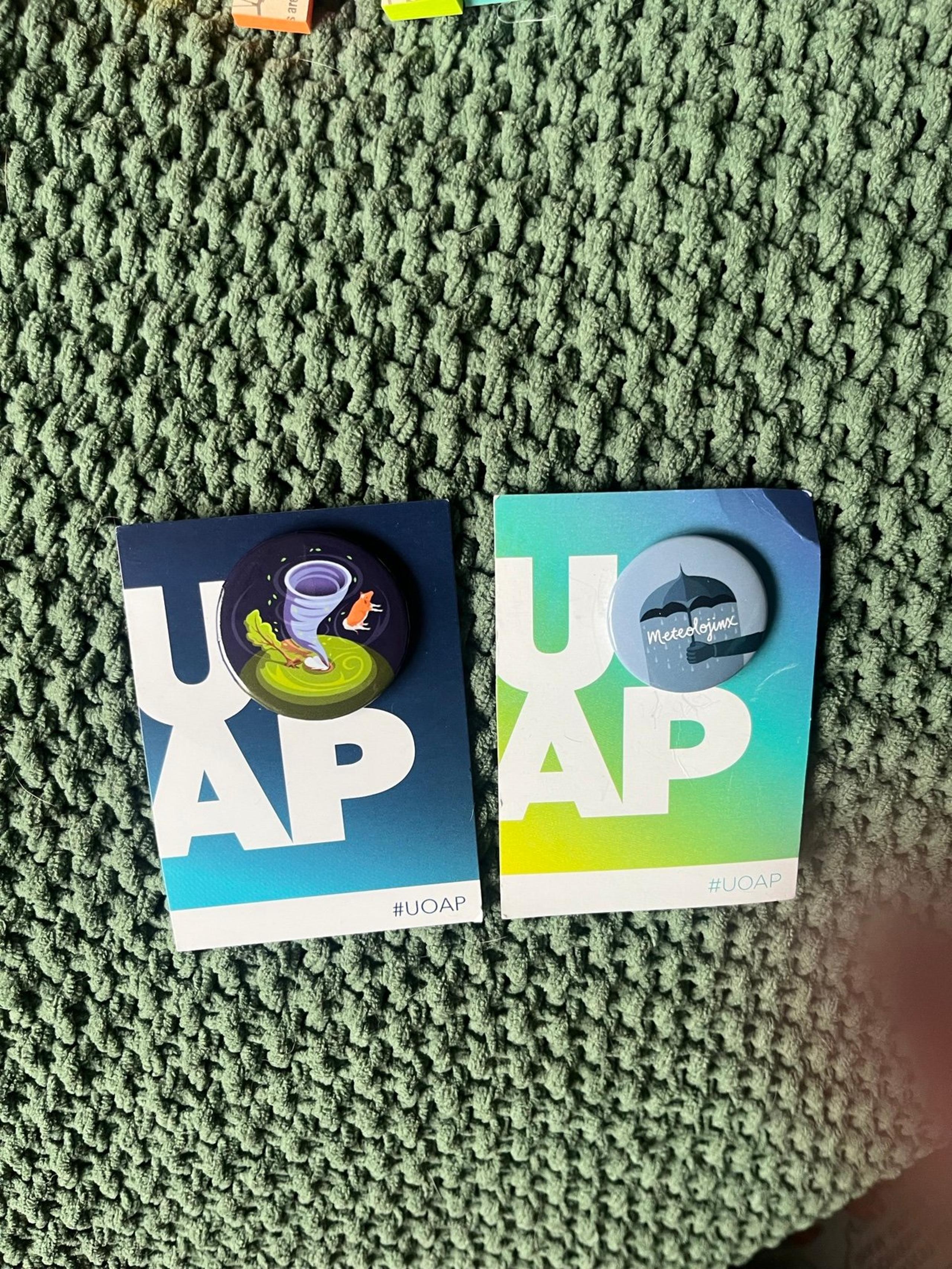 Universal Passholder Pins