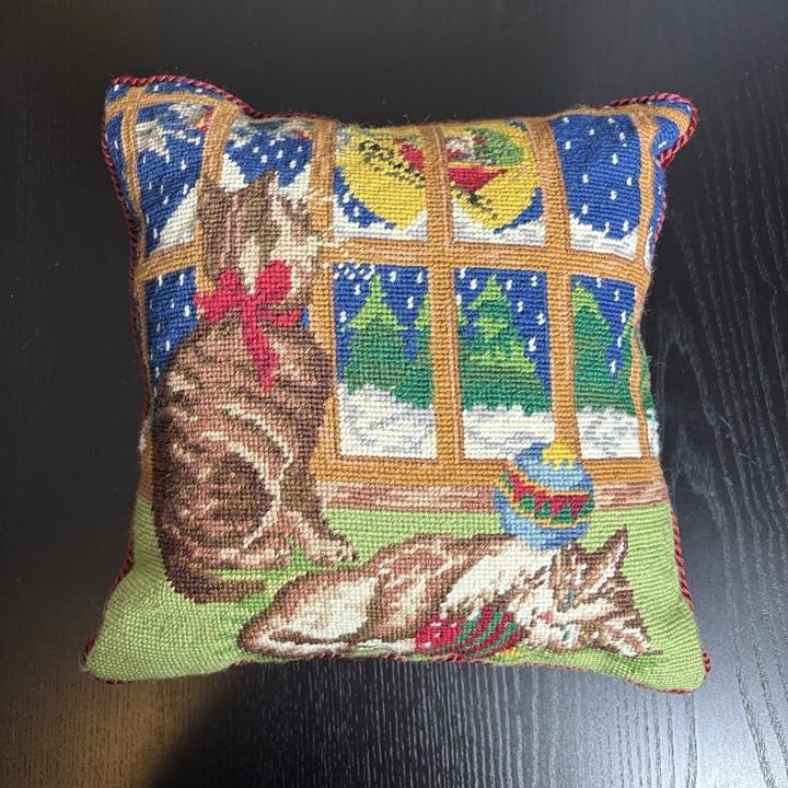 Vintage Christmas Cats Needlepoint Throw Pillow Red Velvet Backing Holiday 13x13