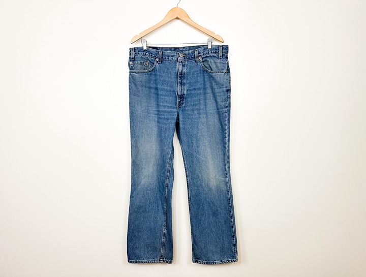 Vintage USA Made Levi's 517 Flare Bootcut Jeans Size 37 Waist Early 2000s 37x30