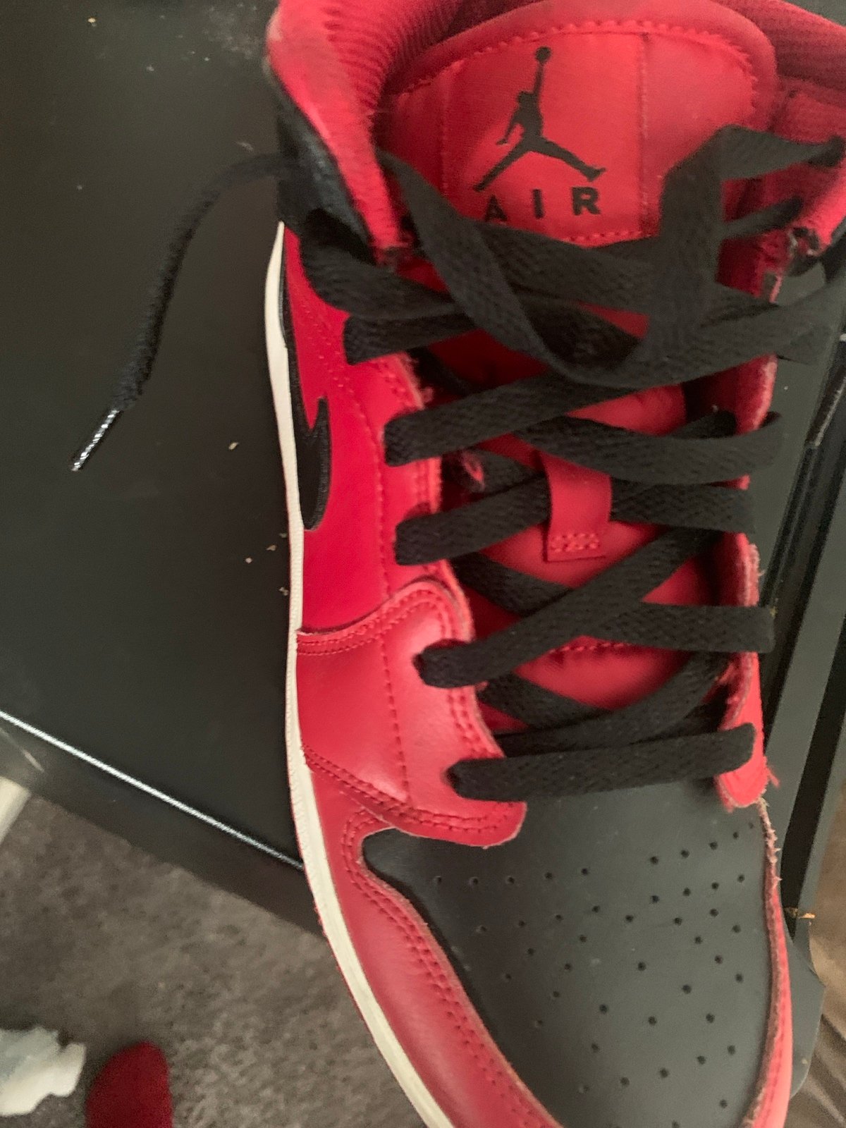 Signed Jordan 1s signed by the star just want them gone