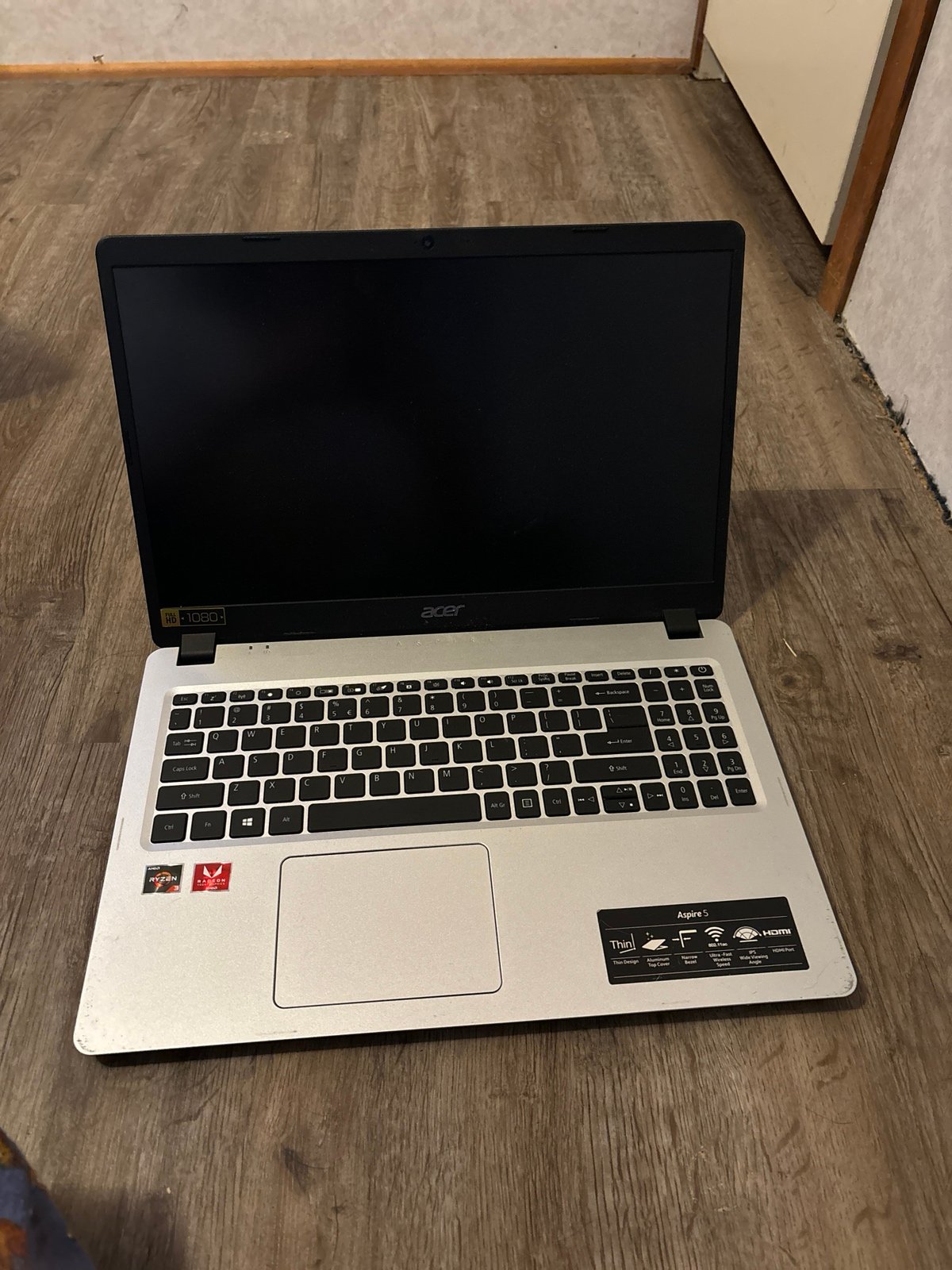 Acer aspire 5