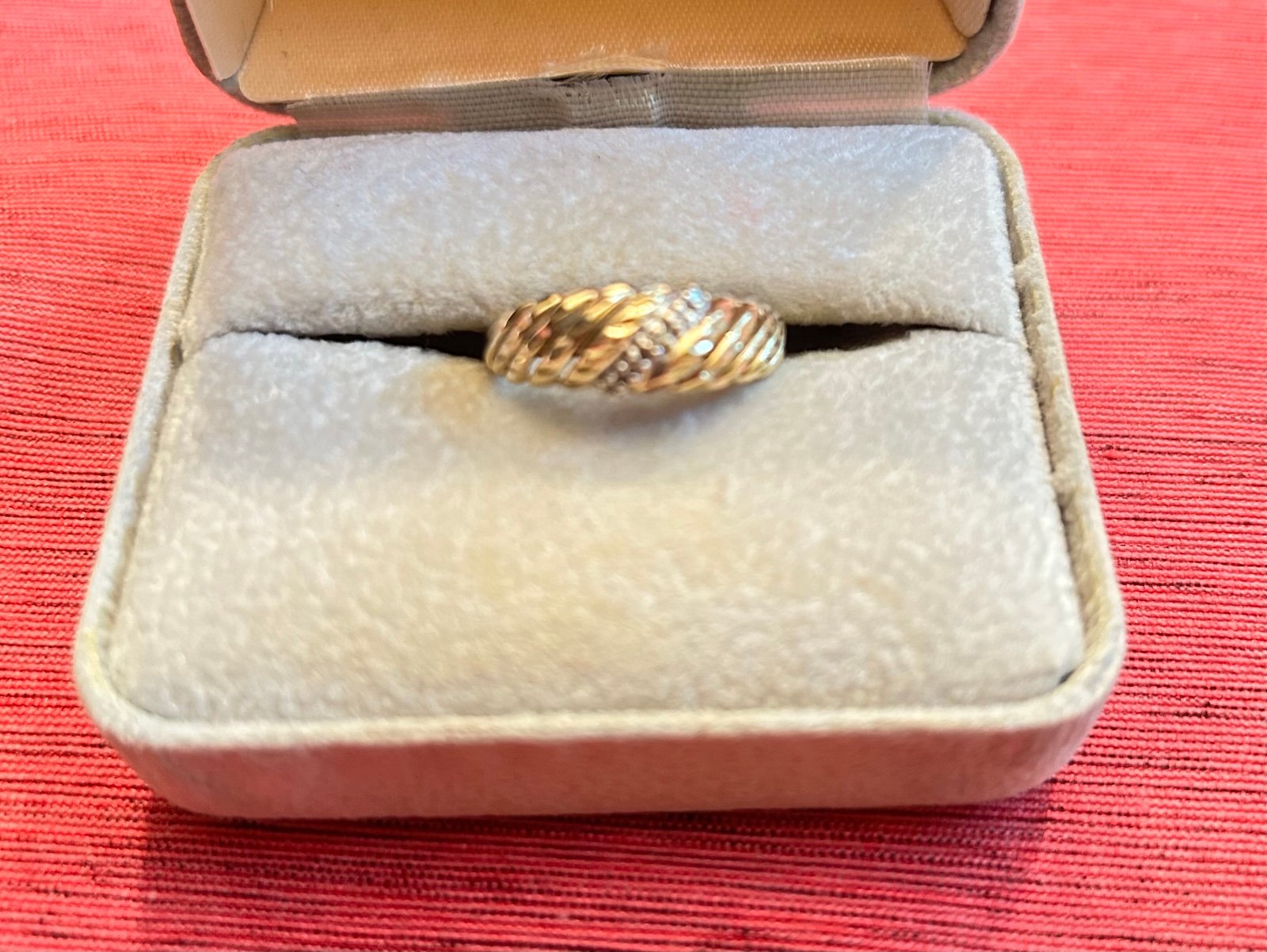 Vintage 10k Gold and Diamond Chip Dome Ring