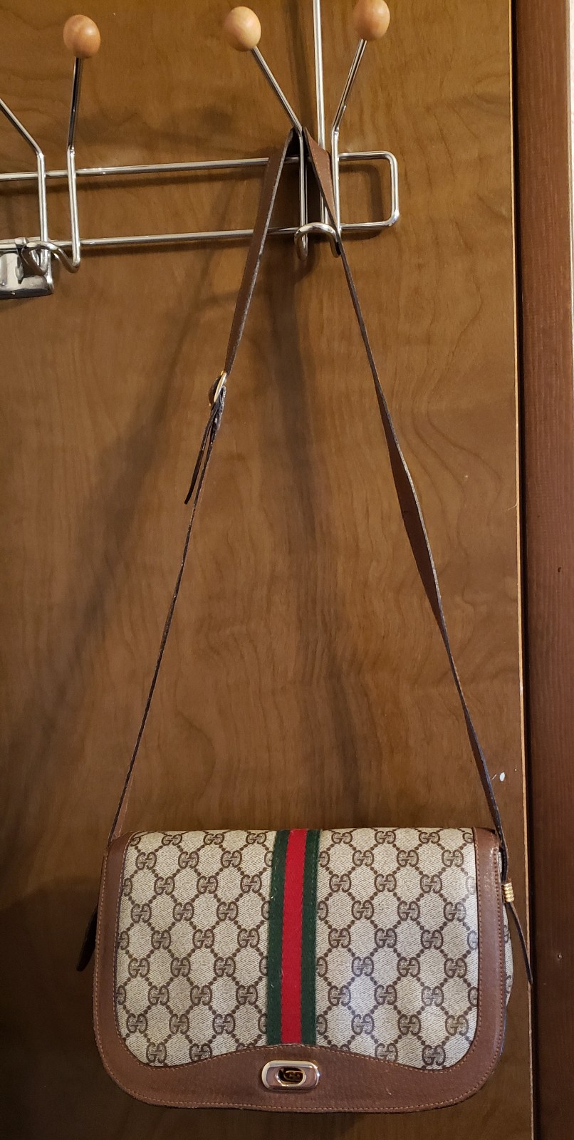 Authentic Gucci Sherry Line Sling Bag
