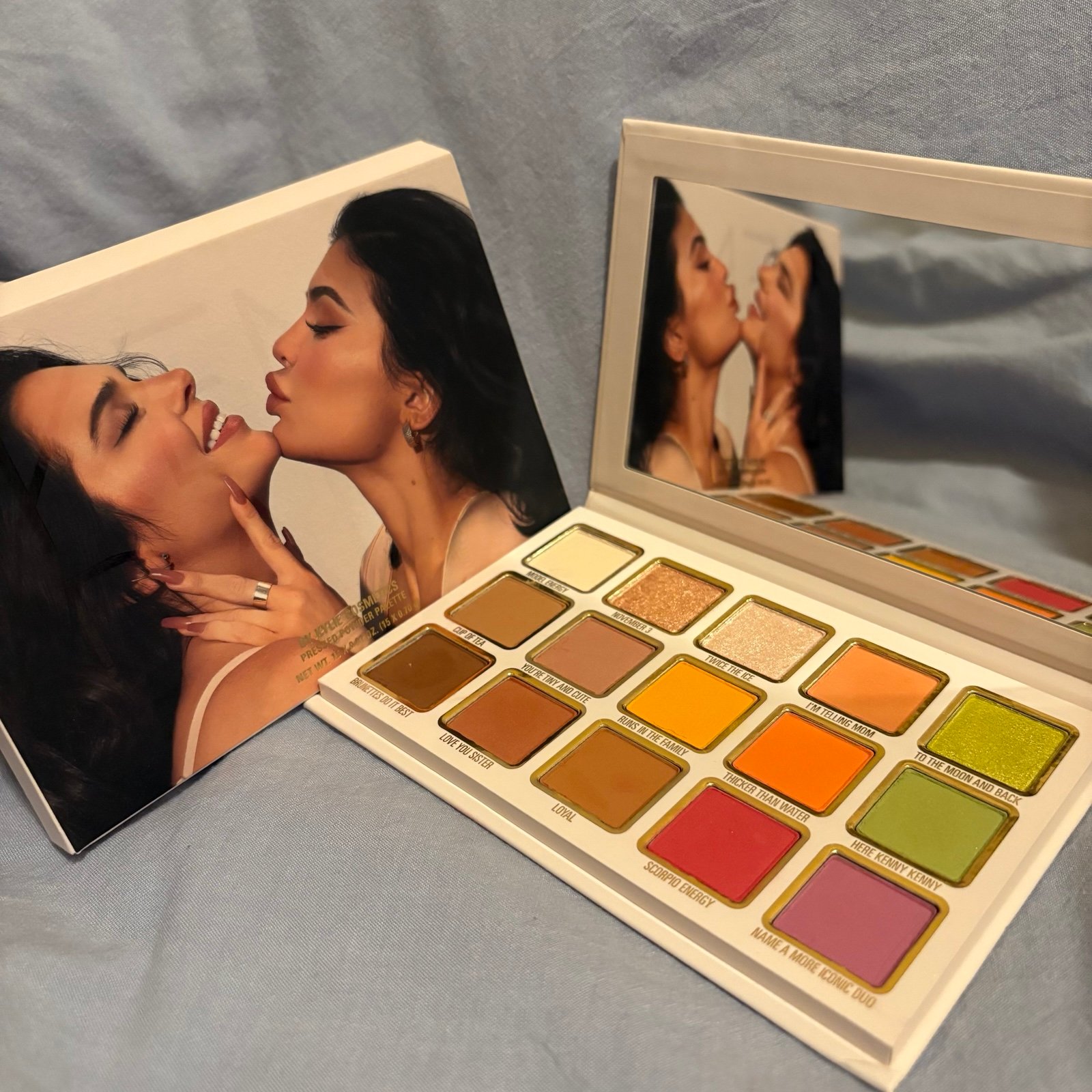 KYLIE JENNER Cosmetics KENDALL Collection EYESHADOW PALETTE Powder MATTE