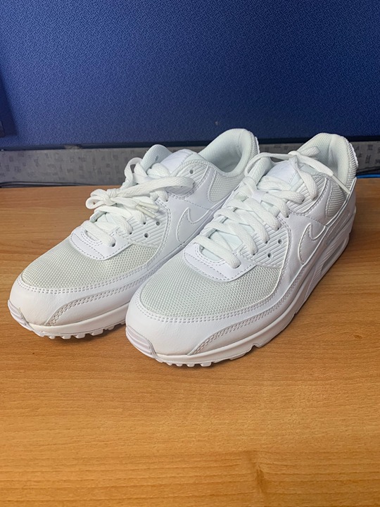 NIKE AIR MAX 90 MEN SIZE 9.5
