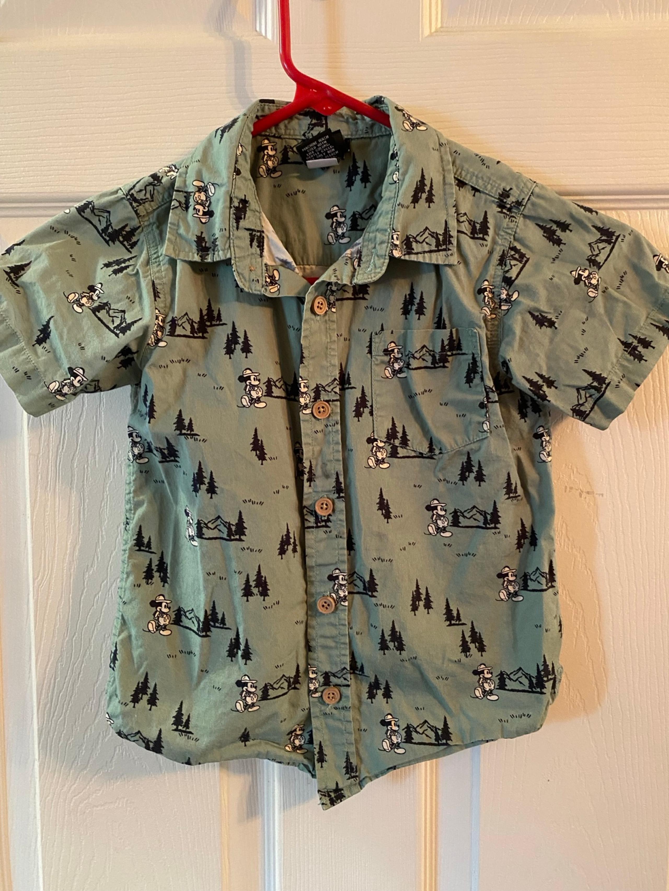 Mickey Mouse Green Kids Button Up Shirt Size 5T Disney Disneyland