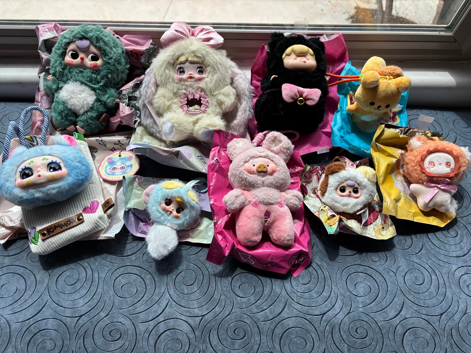 Bundle of blind box plushies - Baby Three, Nommi, Kimmon, Lulu, Emma & more!