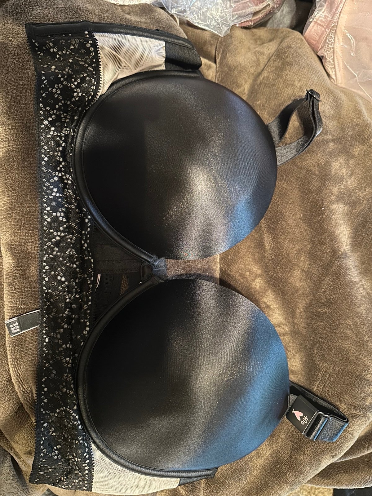 New Victoria’s Secret Very Sexy push-up bra lace trim 40D