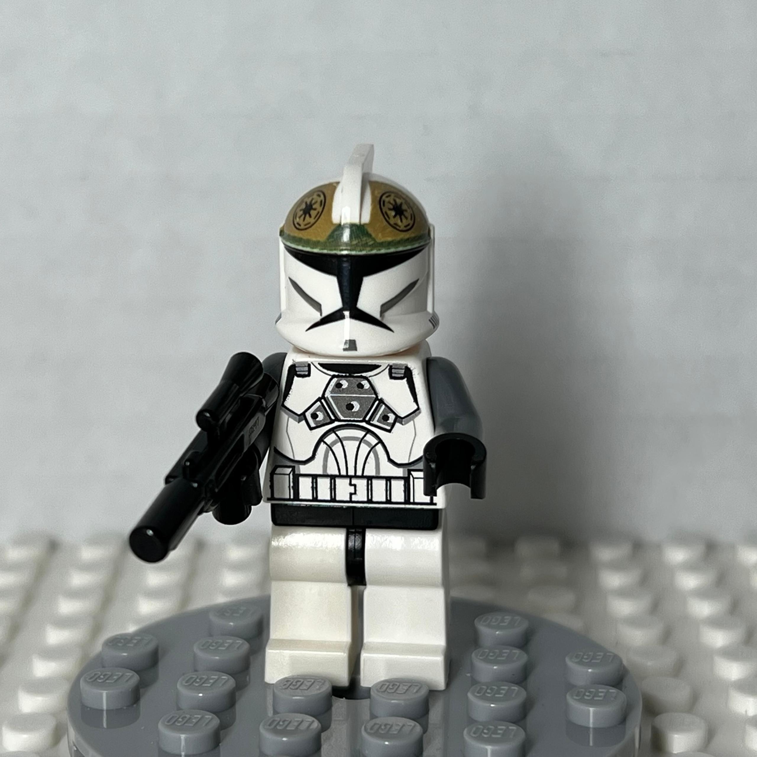 LEGO Star Wars The Clone Wars Clone Trooper Gunner Minifigure sw0221