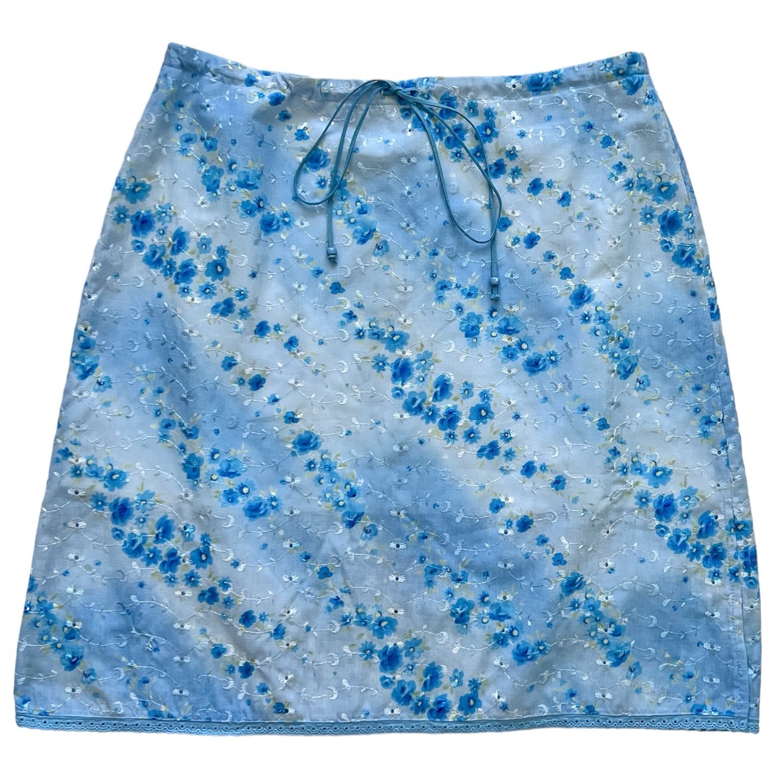 Vintage Y2K Floral Eyelet Skirt
