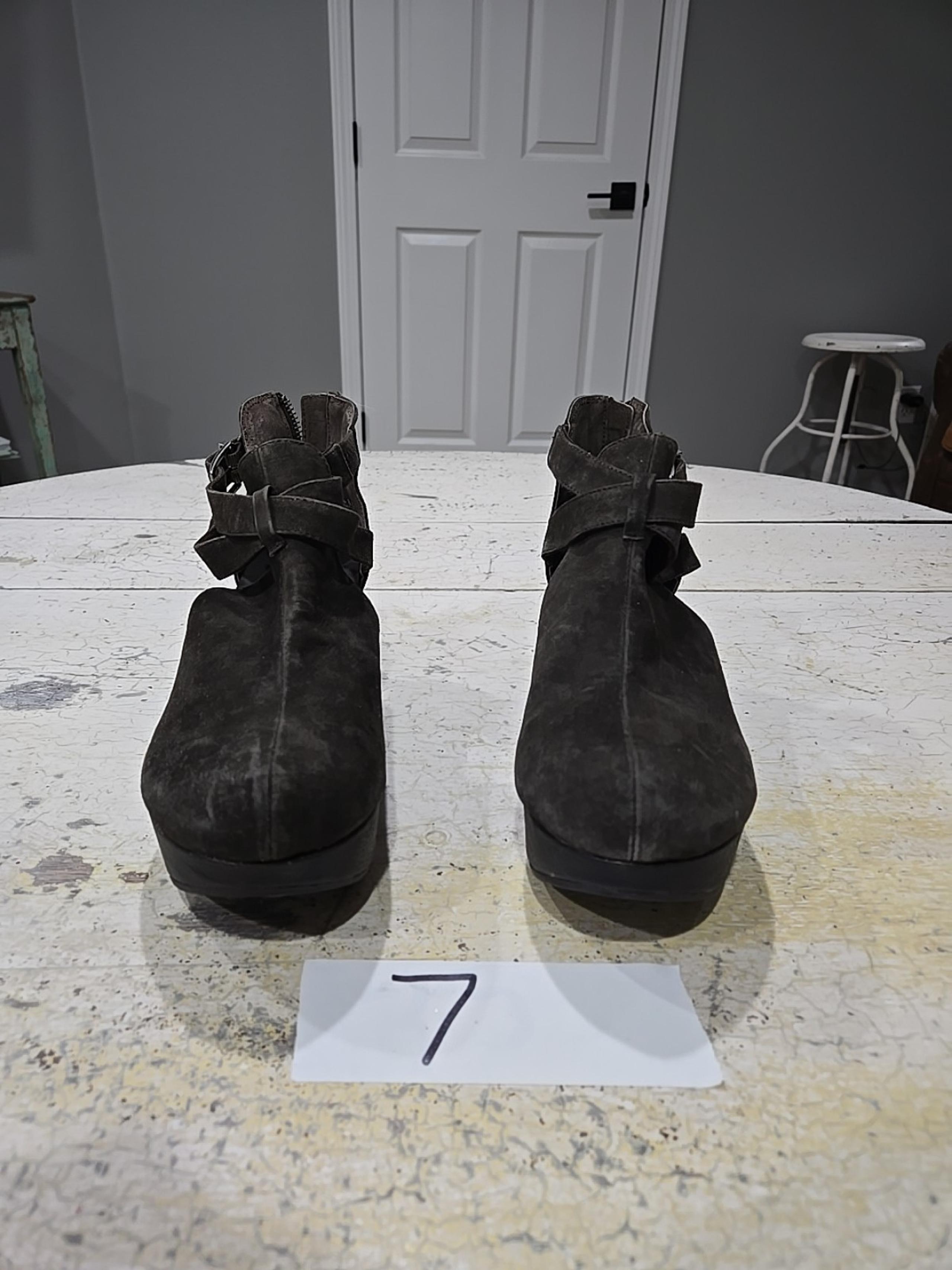 Yellow box shoes