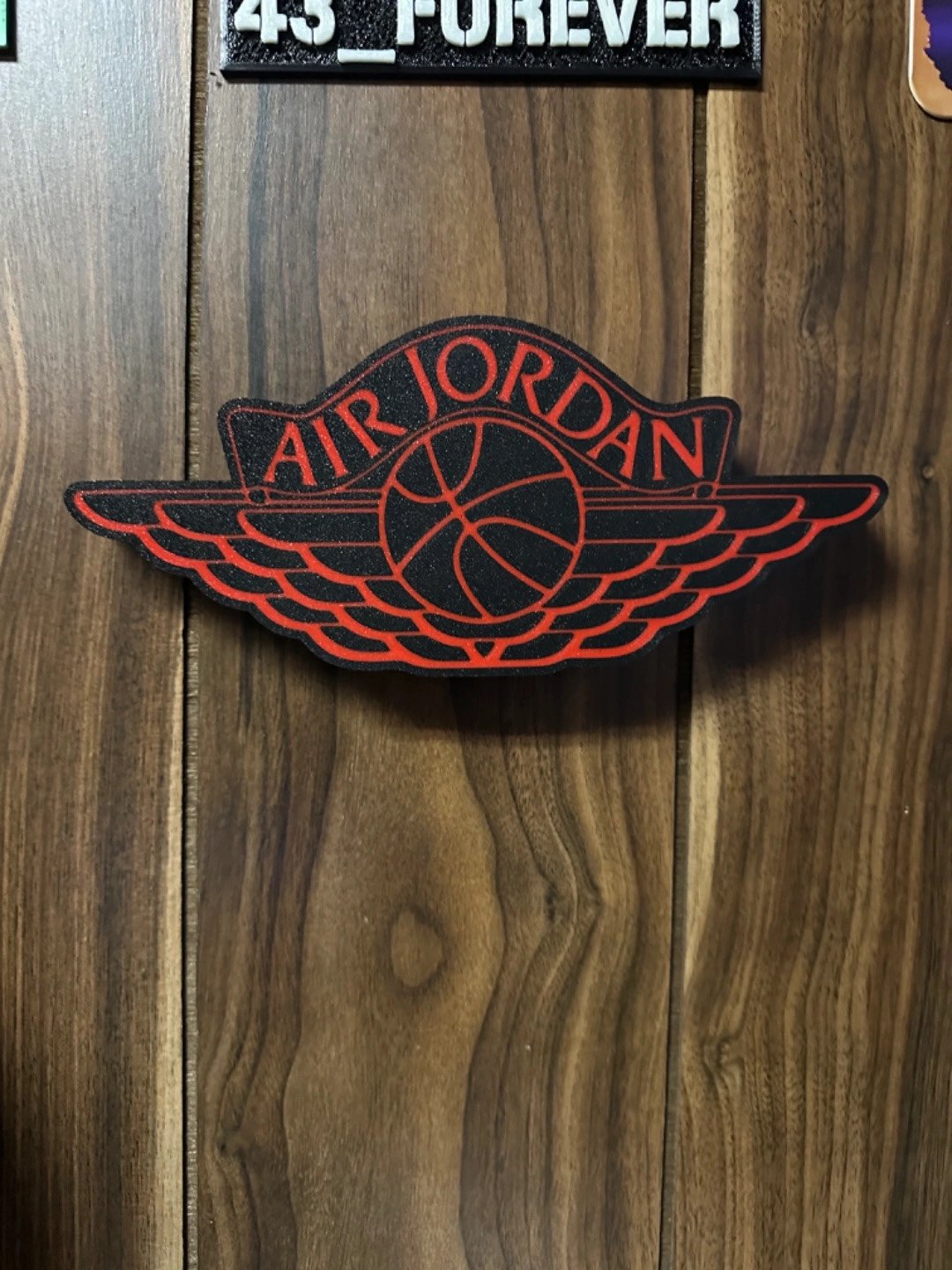 Air jordan wingman swoosh Nike sign display Bred