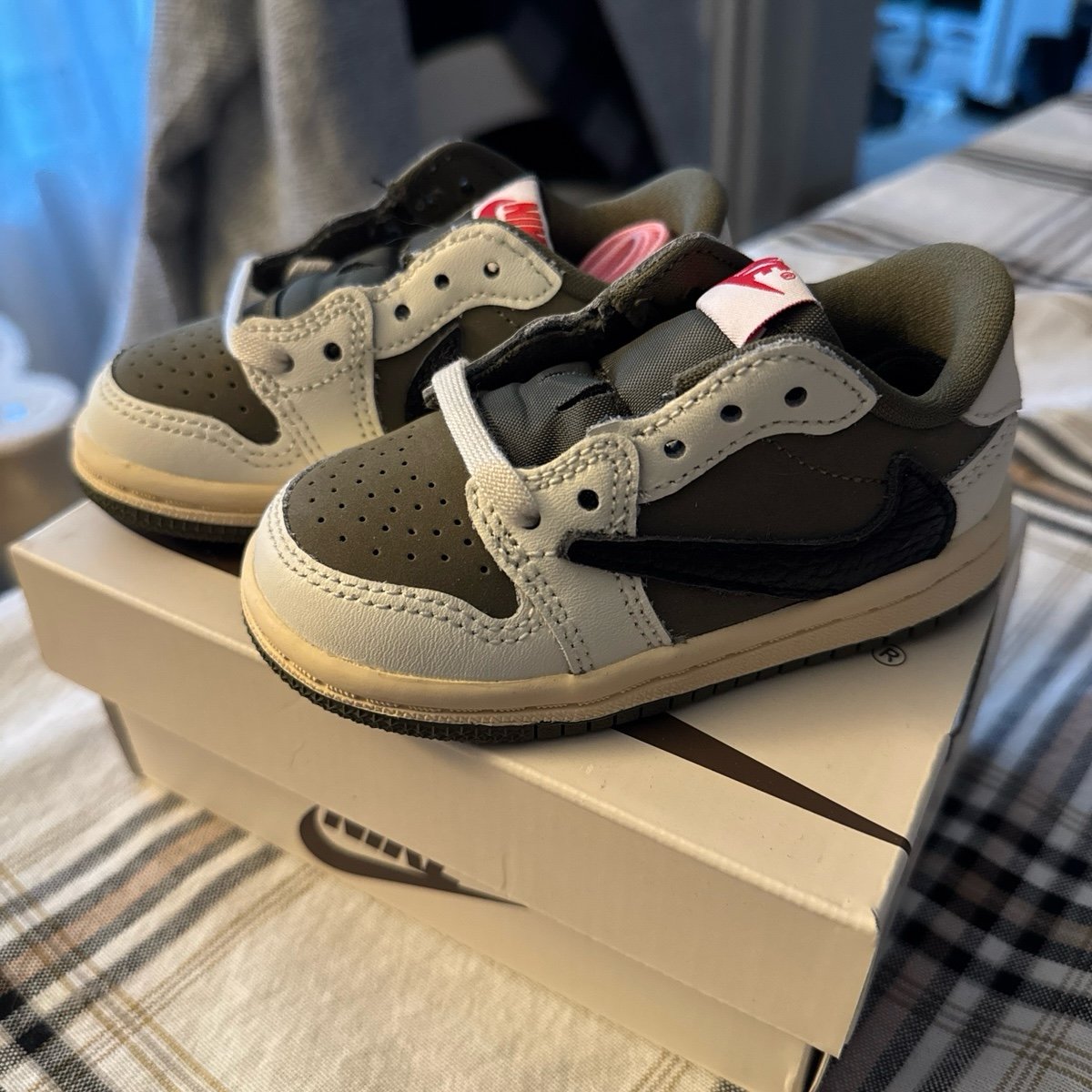 NEW Jordan 1 Retro Low OG SP Travis Scott Medium Olive Size 5c