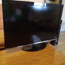 Hitachi Flat Screen TV