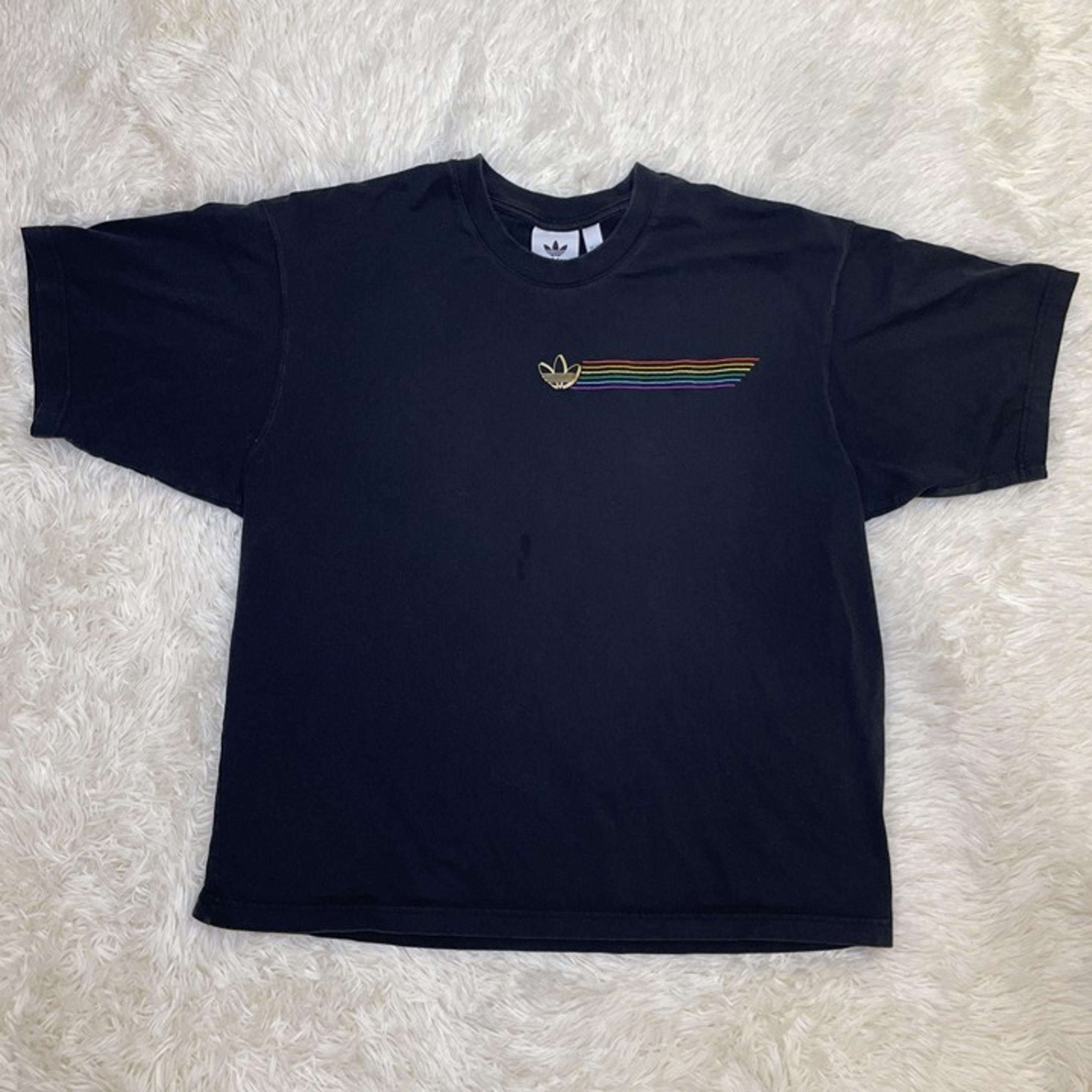 Adidas Men’s Rainbow Stripes Logo PRIDE Black T-shirt Size Large LOVE UNITED