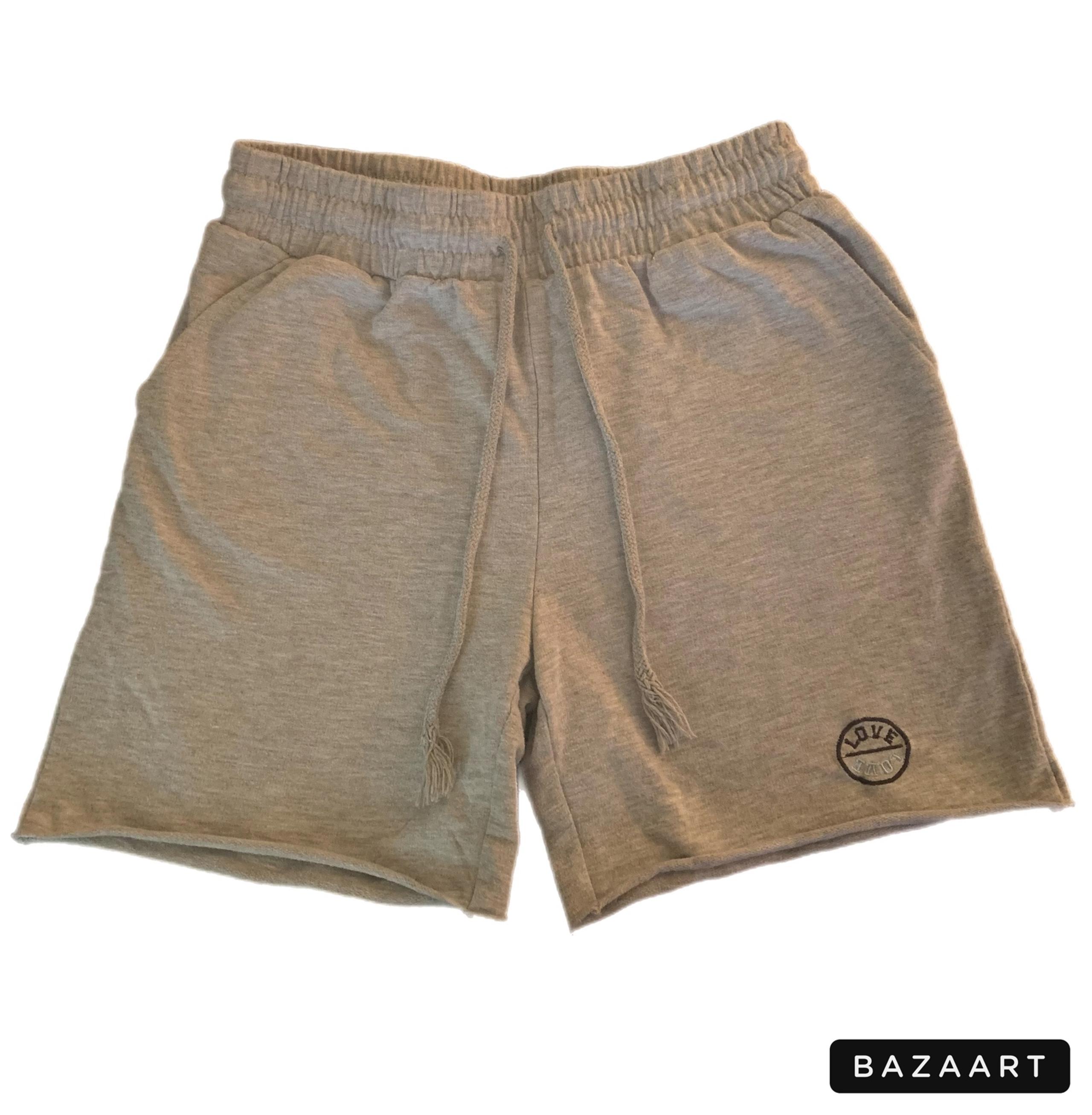 No boundaries gray sweat shorts