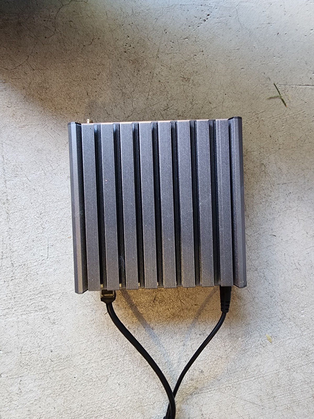 Freedom FI 5G Helium Miner Hotspot Gateway