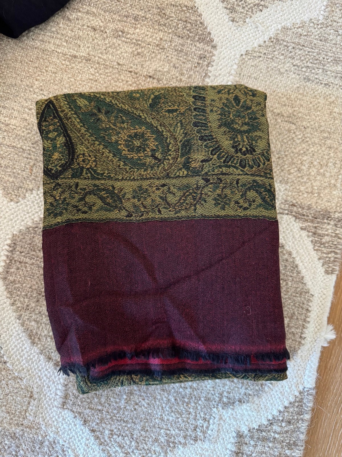 Pashmina scarf