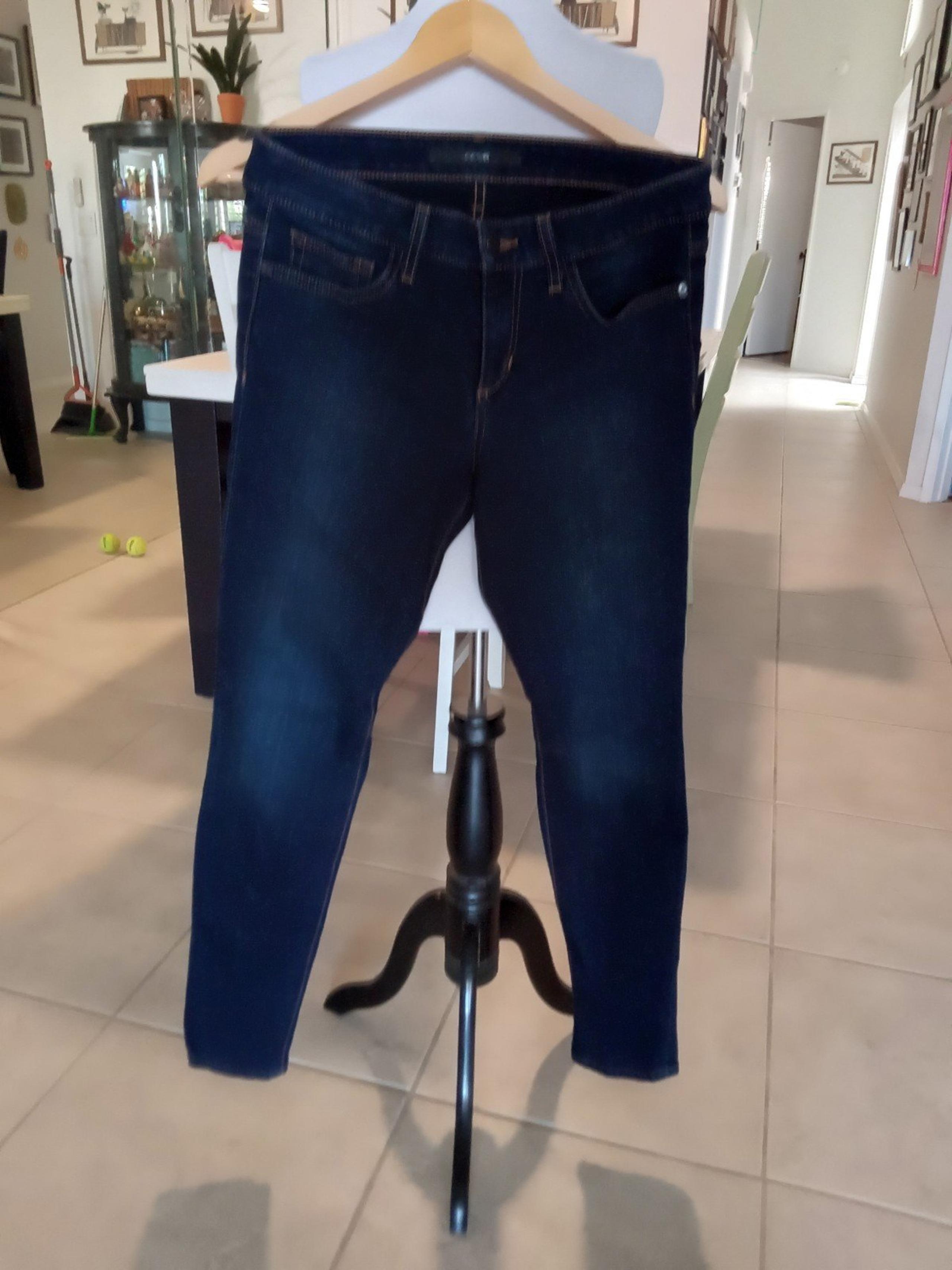Joes jeans size 28 stretch straight leg dark denim women's Chelsea fit