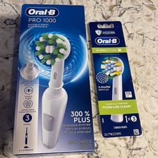 oral b pro 1000 and brush heads