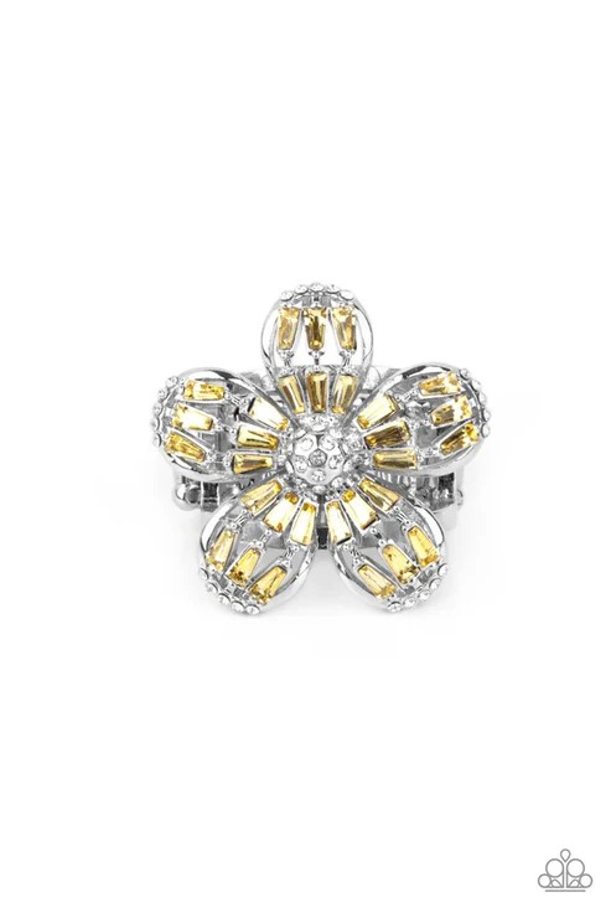For Women PAPARAZZI JEWELRY  Paparazzi Ring ~ Botanical Ballroom - Yellow