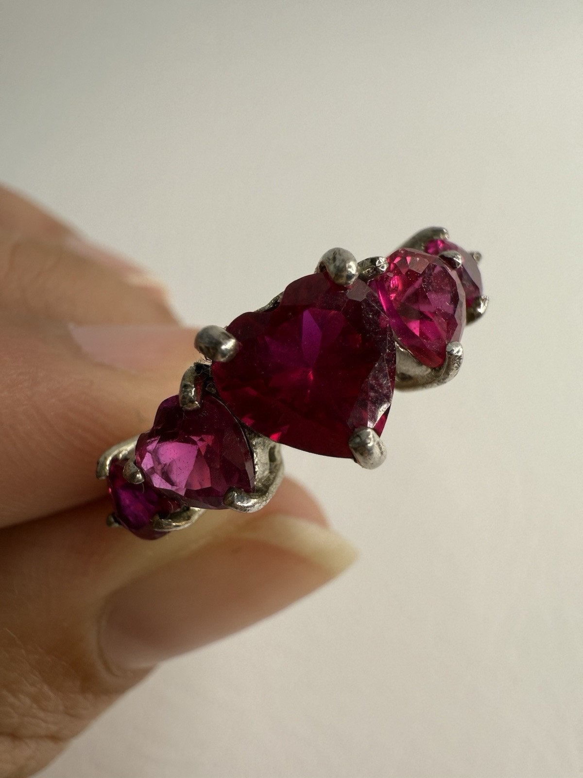 Stunning Ruby Hearts 925 Sterling Silver Ring Sz 4.75