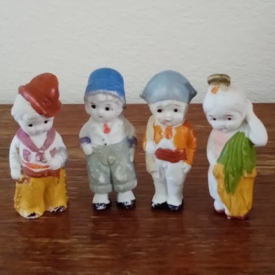 Antique Vintage Bisque Porcelain Figurine Doll Set Made in Japan