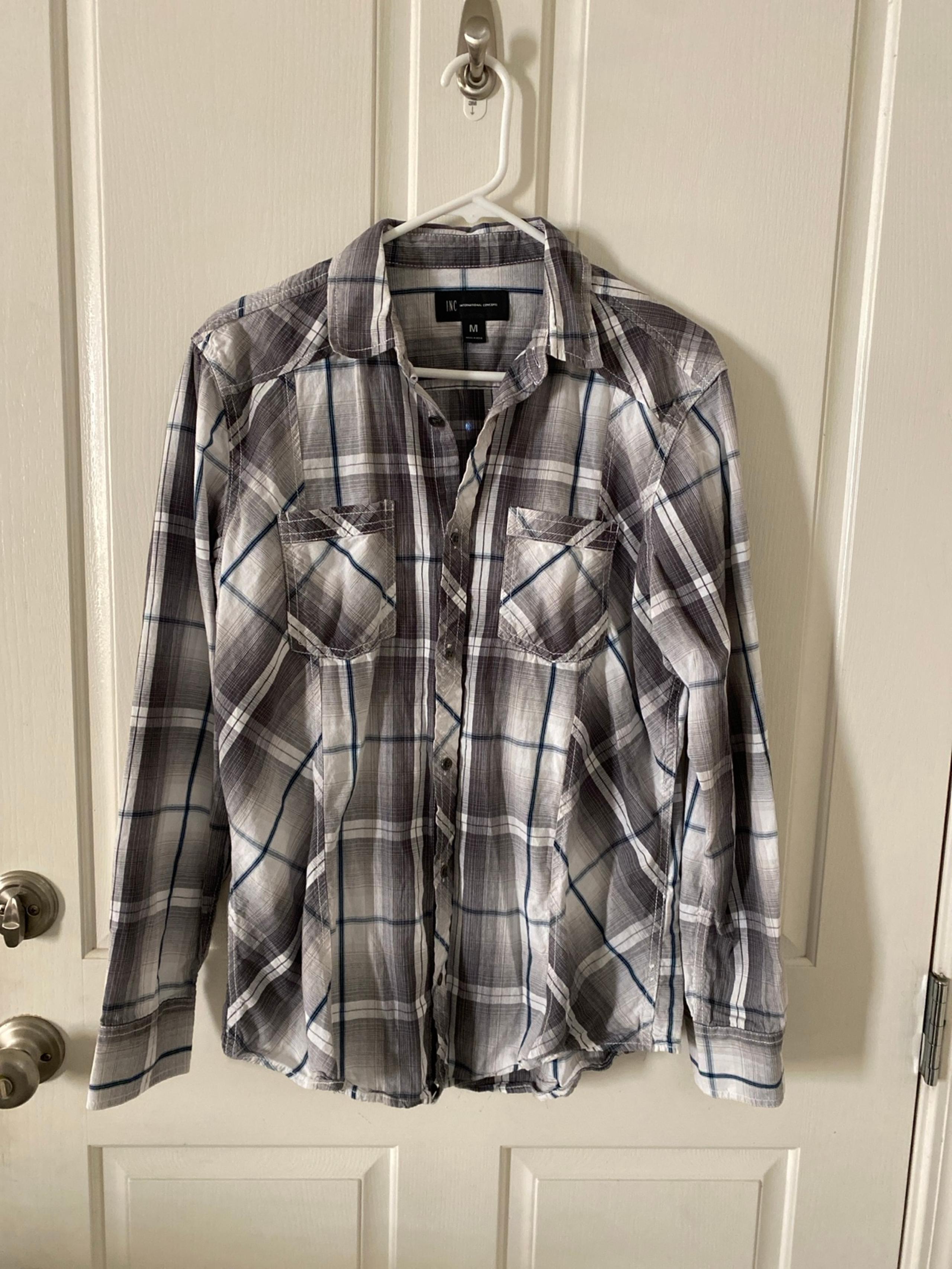 INC men’s long sleeve button up short size Medium