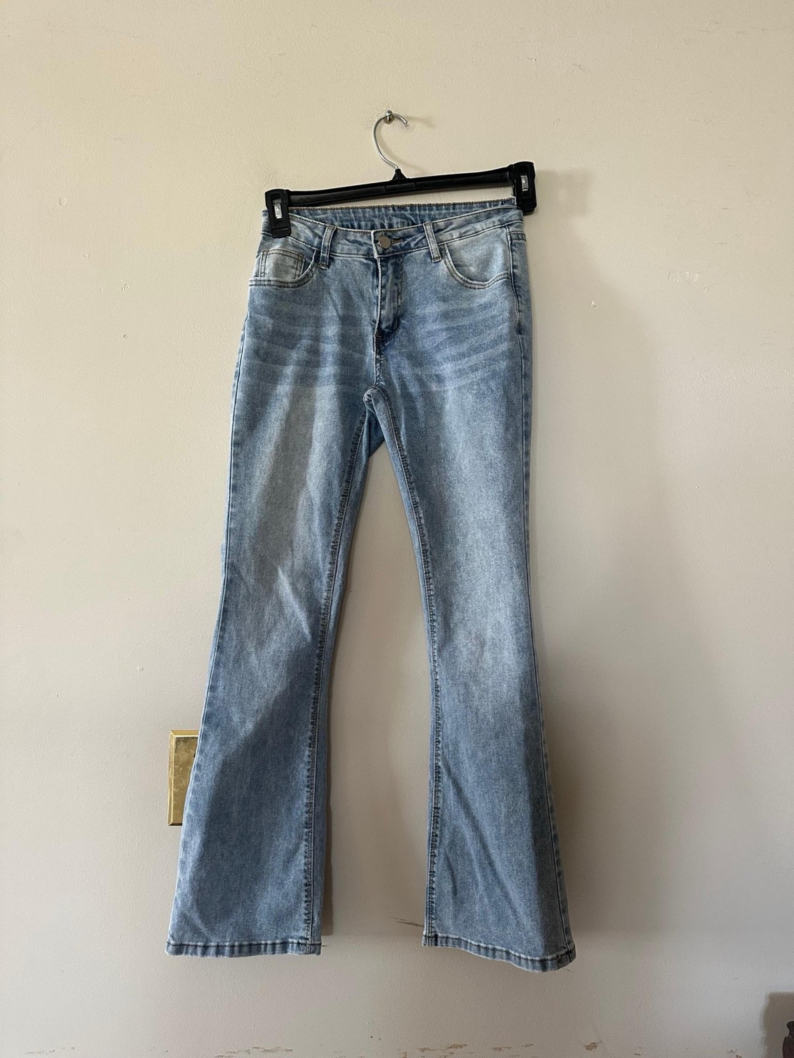 Womens SHEIN flare jeans 4
