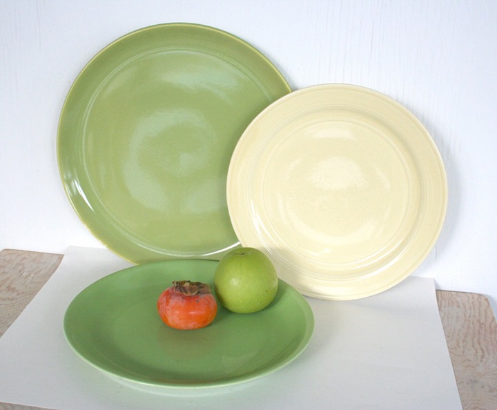 Vintage California pottery serving dinner plates chartreuse green yellow MCM