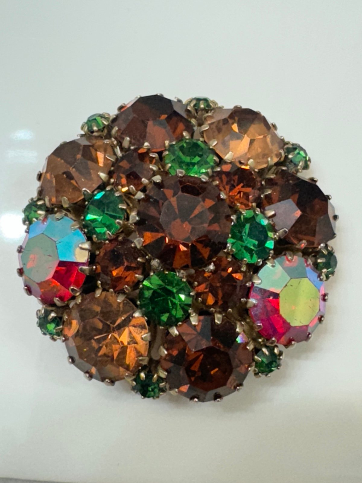 Vintage Weiss Dome Pin Brooch Rhinestones Aurora Borealis jewelry Victorian retr