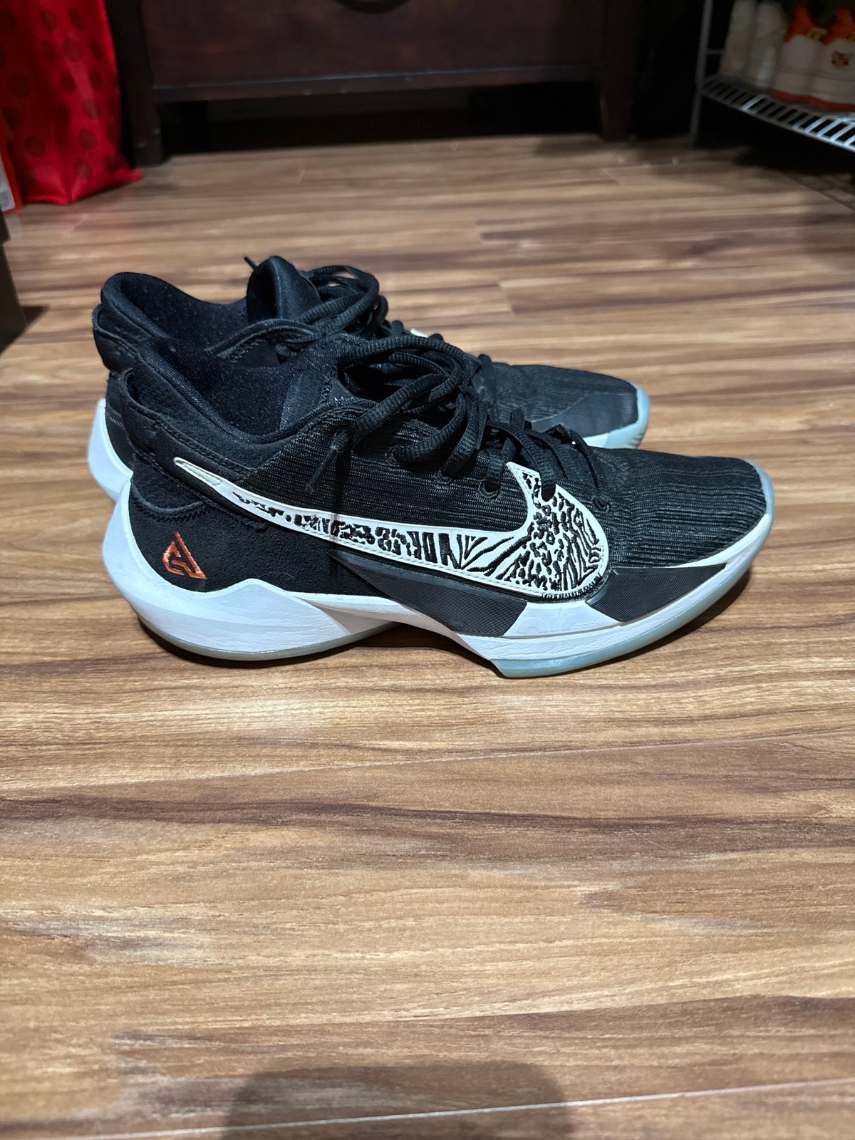 Nike zoom freak 2 black white