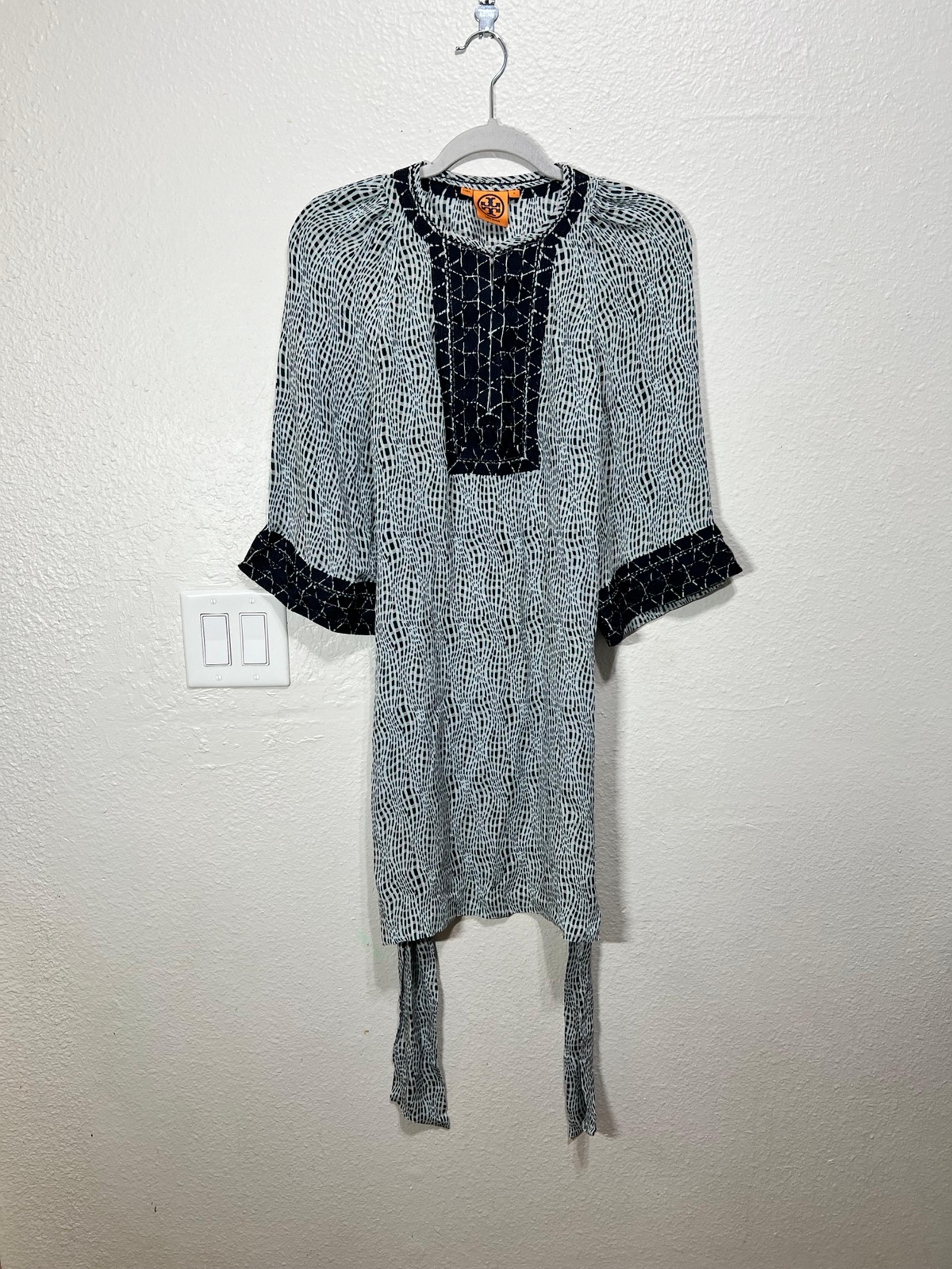 Tory Burch Women’s Black/White/Green Tunic Mini Dress 100% Silk Size 2