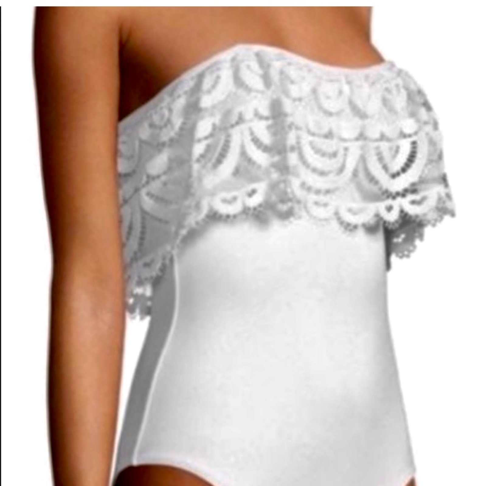 Pilyq white swimsuit. New. Size L