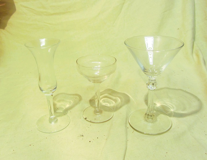 VTG MIXED SET OF STEMMED CORDIAL GLASSES, SET OF 3