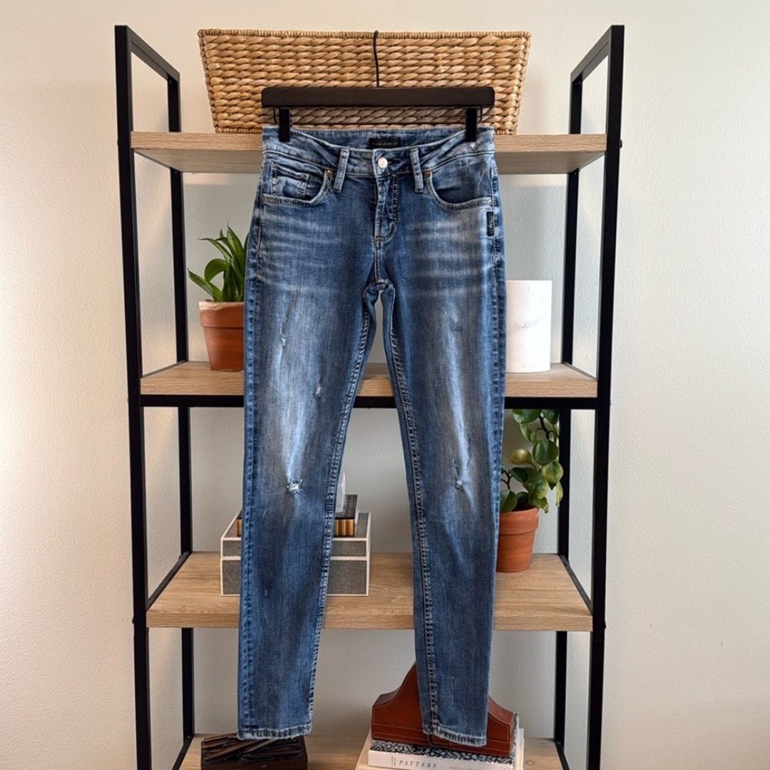 Silver Boyfriend Mid-Rise Factory Distressed Jeans, 26