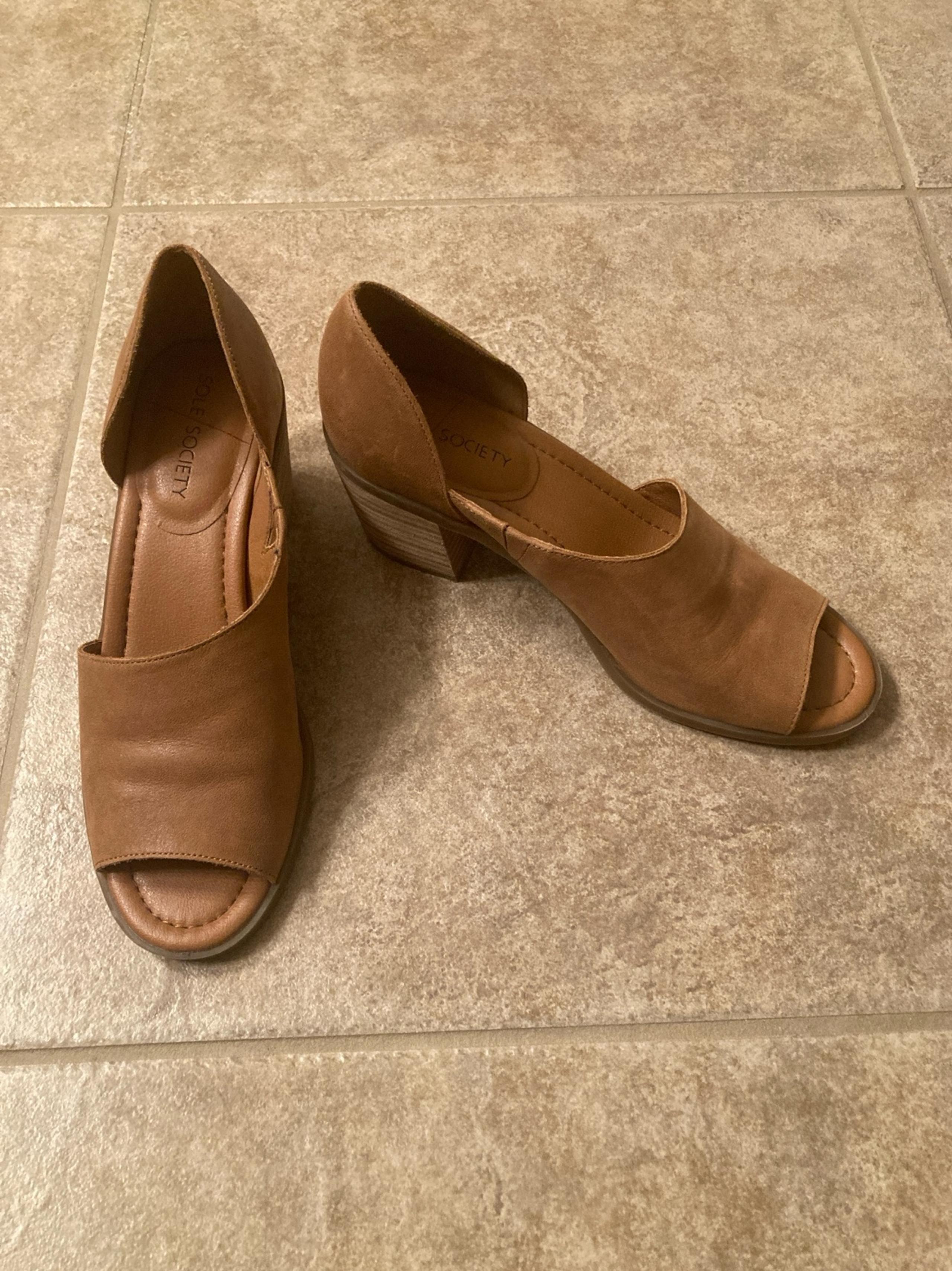 Sole Society Brown Leather Heels size 9