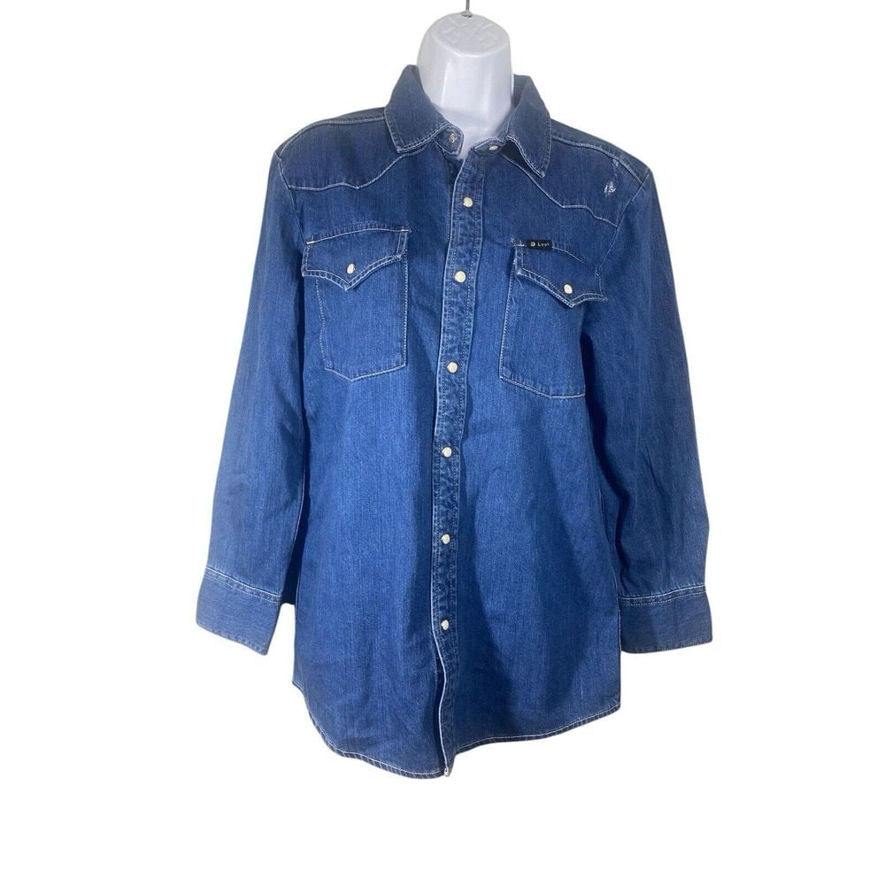 Lee Womans Pearl Snap Button Up Long Sleeve Blue Denim Shirt Front Pockets SZ S