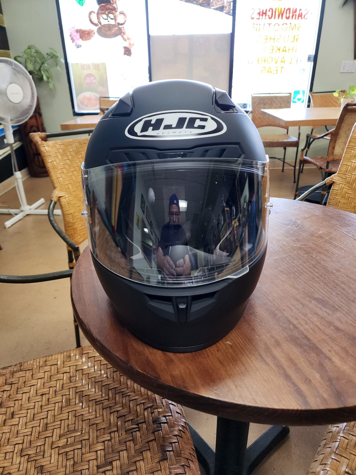 Motorcycle helmet