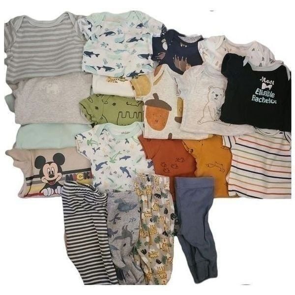 3 month baby boy 20 piece clothing lot new and used