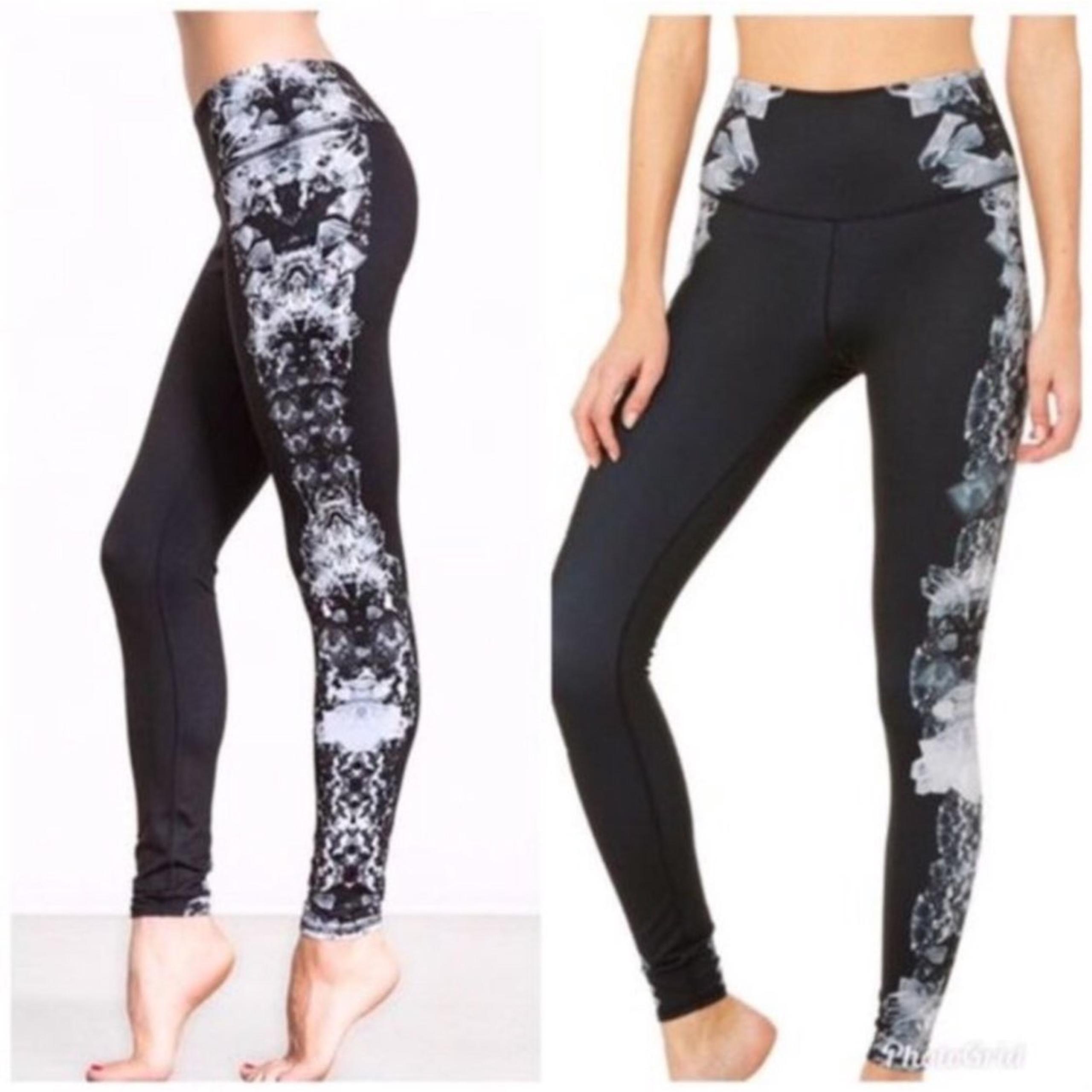 Alo Black Crystal Leggings size XS
