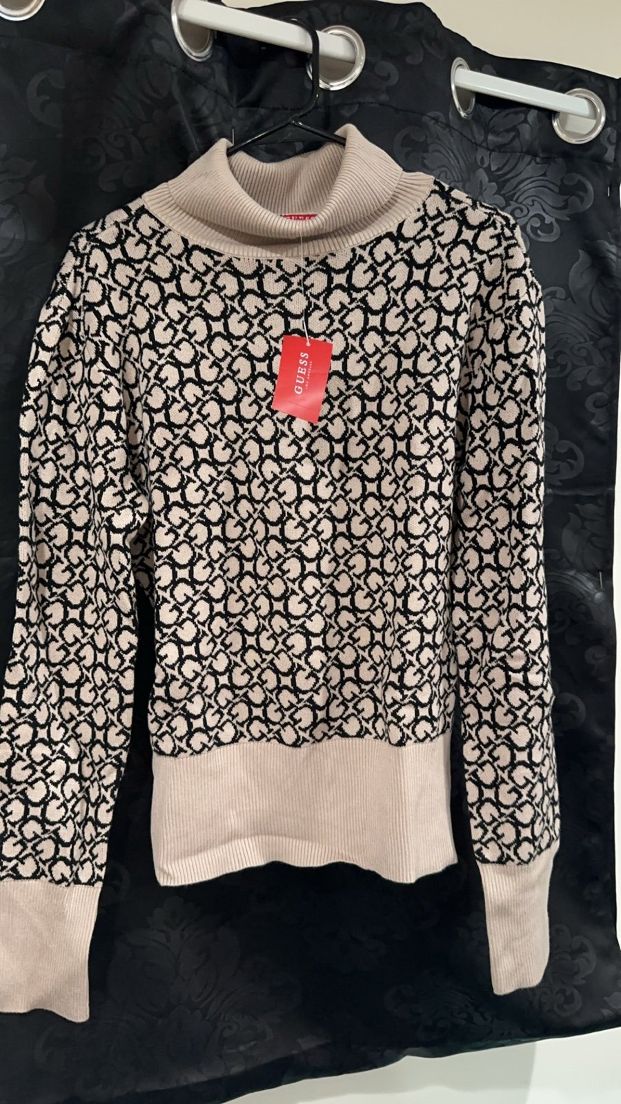 Guess turtleneck sweater