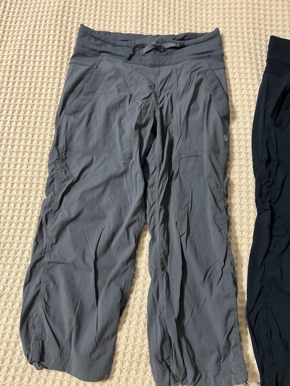 Lululemon studio dance bundle crops size 4
