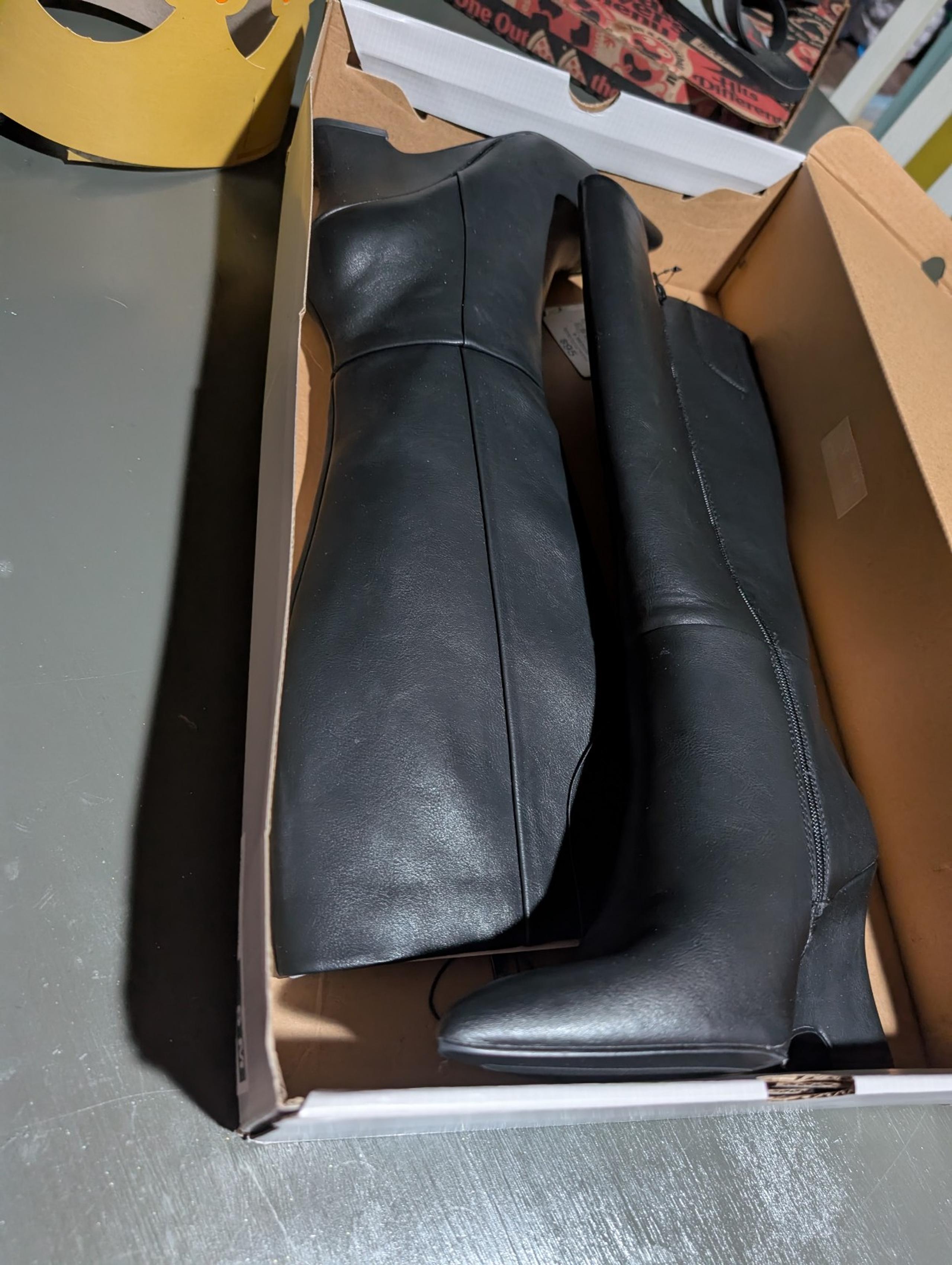 Worthington size 6 women's knee high black heeled boots 3 1/4 heel nwt