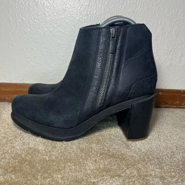 SOREL Blake Duel Zippers Waterproof Leather Platform Boot US 9
