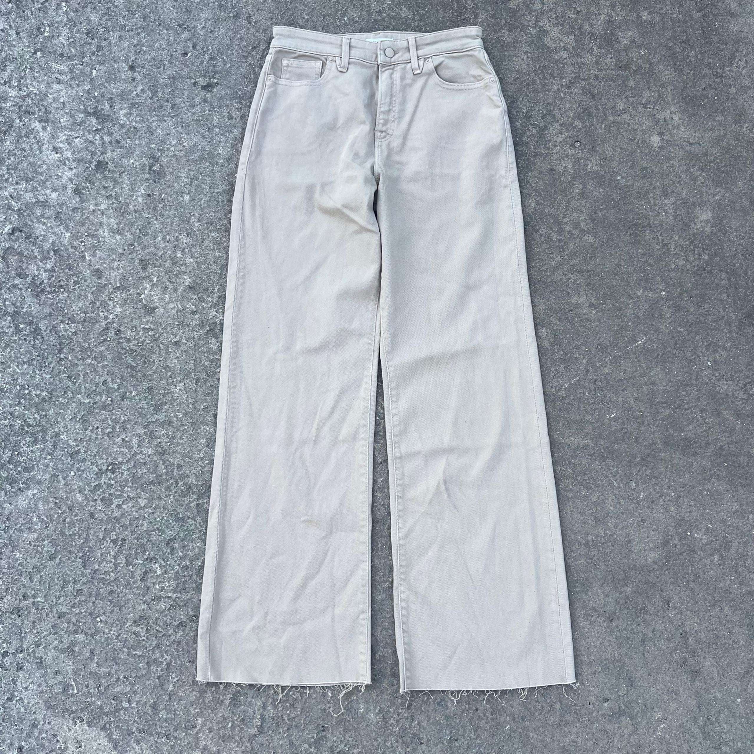 tan standard wide leg baggy raw hem jeans - size 0/25 - Good American