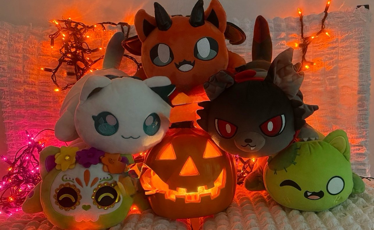 Aphmau SPOOKTACULAR bundle