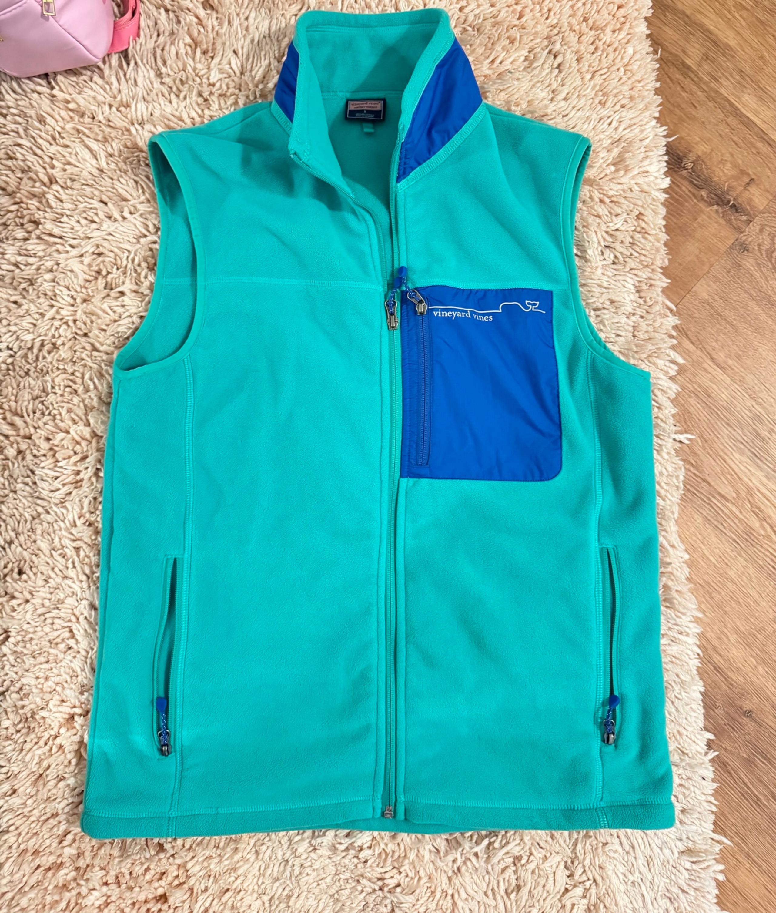 Men’s Vineyard Vines Fleece vest size small